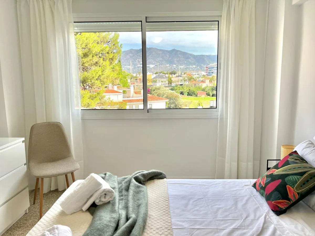 Cozy And Quiet, Pax7 Los Boliches, 3D, 2B, Pool And Close To The Beach Fuengirola Apartment